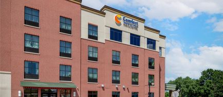 Cobblestone Inn & Suites - Marquette Exterior