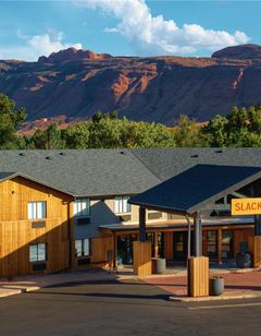 Slackline Moab, Outset Collection by Hil