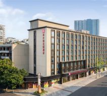 Hilton Garden Inn Chengdu Huaxi Wuhou Exterior