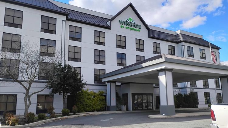 Wingate by Wyndham North East Exterior