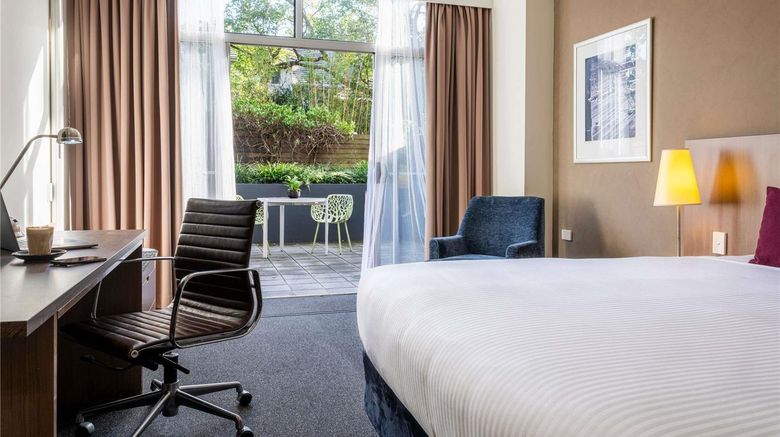 <b>Mercure Sydney St Leonards Room</b>. Images powered by <a href="https://iceportal.shijigroup.com/" title="IcePortal" target="_blank">IcePortal</a>.