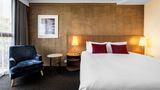 Mercure Sydney St Leonards Room