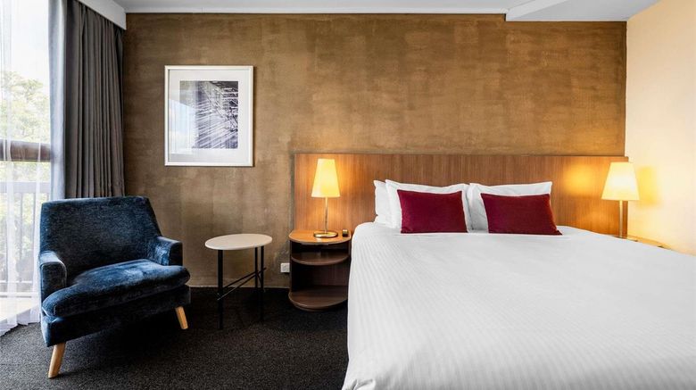<b>Mercure Sydney St Leonards Room</b>. Images powered by <a href="https://iceportal.shijigroup.com/" title="IcePortal" target="_blank">IcePortal</a>.