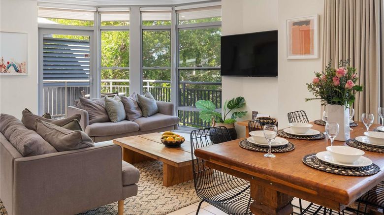 <b>The Sebel Byron Bay Room</b>. Images powered by <a href="https://iceportal.shijigroup.com/" title="IcePortal" target="_blank">IcePortal</a>.