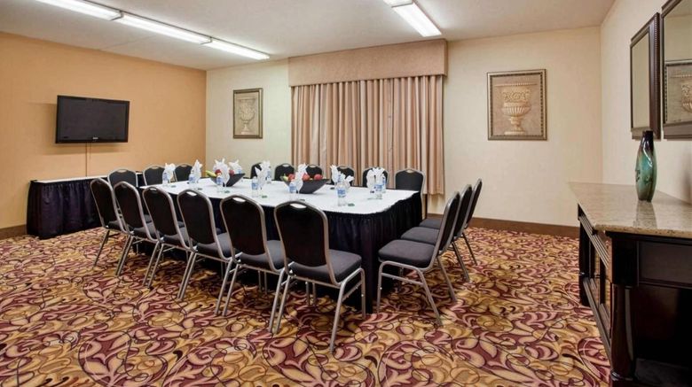 <b>Pittsburgh Airport Inn and Suites Meeting</b>. Images powered by <a href="https://iceportal.shijigroup.com/" title="IcePortal" target="_blank">IcePortal</a>.