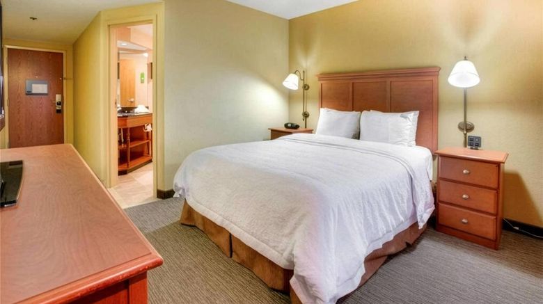 <b>Pittsburgh Airport Inn and Suites Room</b>. Images powered by <a href="https://iceportal.shijigroup.com/" title="IcePortal" target="_blank">IcePortal</a>.