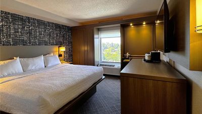 Pittsburgh Airport Inn and Suites