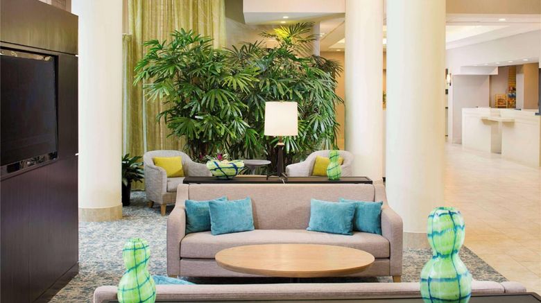 <b>Wyndham Atlanta Perimeter Lobby</b>. Images powered by <a href="https://iceportal.shijigroup.com/" title="IcePortal" target="_blank">IcePortal</a>.