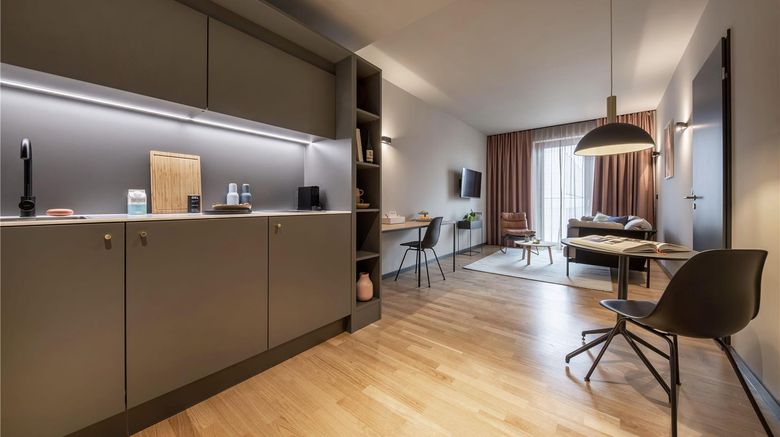 <b>ipartment Berlin Airport @HOME by Best Room</b>. Images powered by <a href="https://iceportal.shijigroup.com/" title="IcePortal" target="_blank">IcePortal</a>.