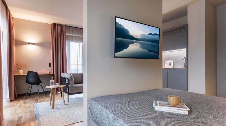 <b>ipartment Berlin Airport @HOME by Best Room</b>. Images powered by <a href="https://iceportal.shijigroup.com/" title="IcePortal" target="_blank">IcePortal</a>.
