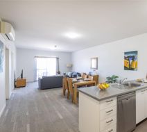 Aligned Corporate Residences Mackay Room