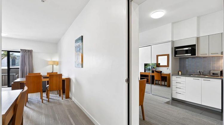 Aligned Corporate Residences Mackay Room