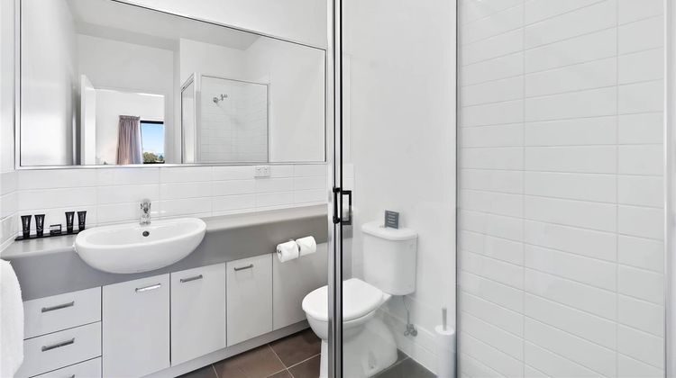 Aligned Corporate Residences Mackay Room