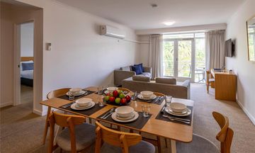 MainStay Suites Williamstown