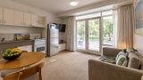 MainStay Suites Williamstown Room