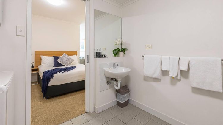 MainStay Suites Williamstown Room