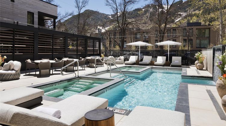 Hotel Aspen Pool