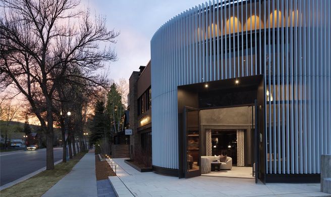 Hotel Aspen Exterior