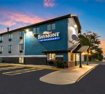 Baymont by Wyndham Findlay Exterior