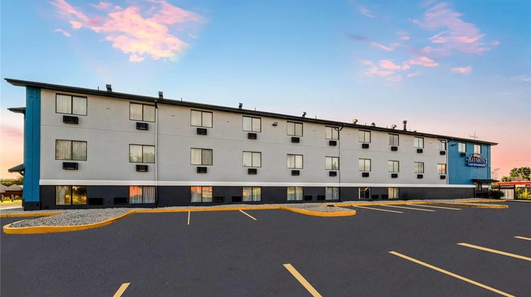 Baymont by Wyndham Findlay Exterior