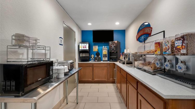 Baymont by Wyndham Findlay Restaurant