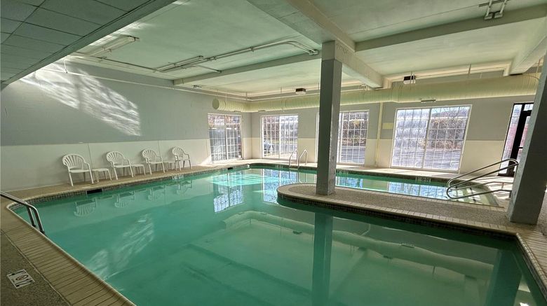 <b>Best Western Chocolate Inn at the Park Pool</b>. Images powered by <a href="https://iceportal.shijigroup.com/" title="IcePortal" target="_blank">IcePortal</a>.