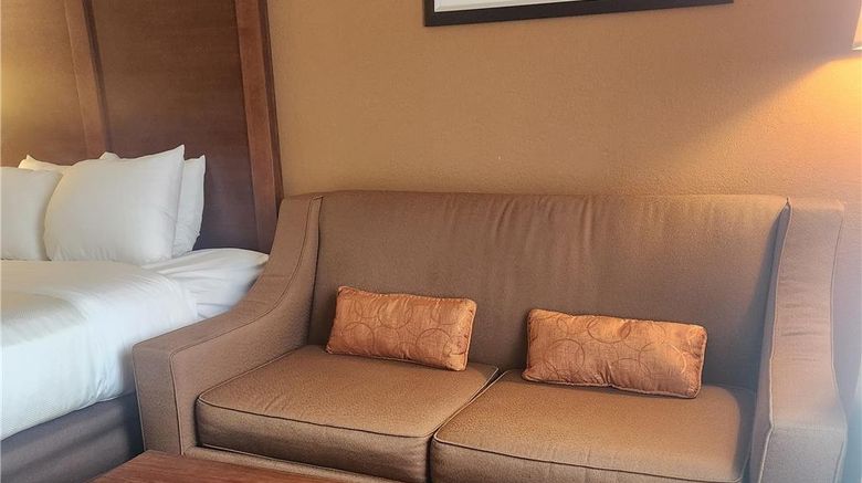 <b>Best Western Chocolate Inn at the Park Room</b>. Images powered by <a href="https://iceportal.shijigroup.com/" title="IcePortal" target="_blank">IcePortal</a>.