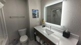 Best Western Plus 1000 Islands Hotel Room