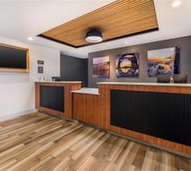 Best Western Plus 1000 Islands Hotel Lobby