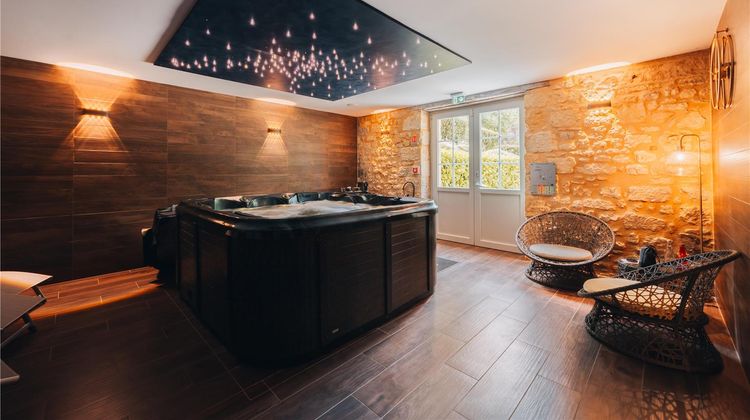 CHATEAU DE MARAVAL Spa