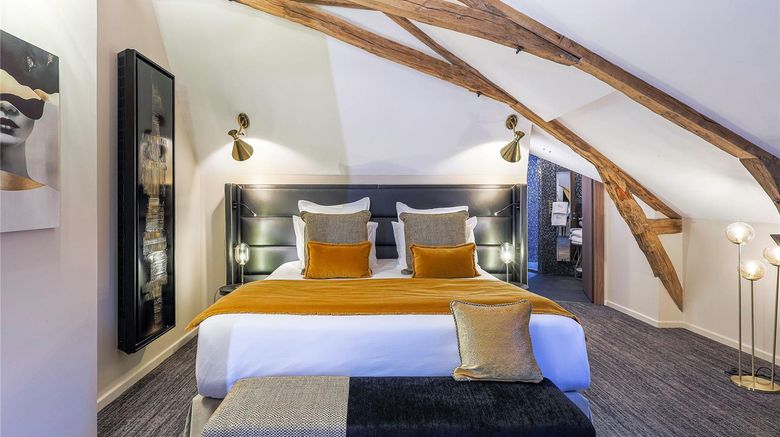 <b>CHATEAU DE MARAVAL Room</b>. Images powered by <a href="https://iceportal.shijigroup.com/" title="IcePortal" target="_blank">IcePortal</a>.