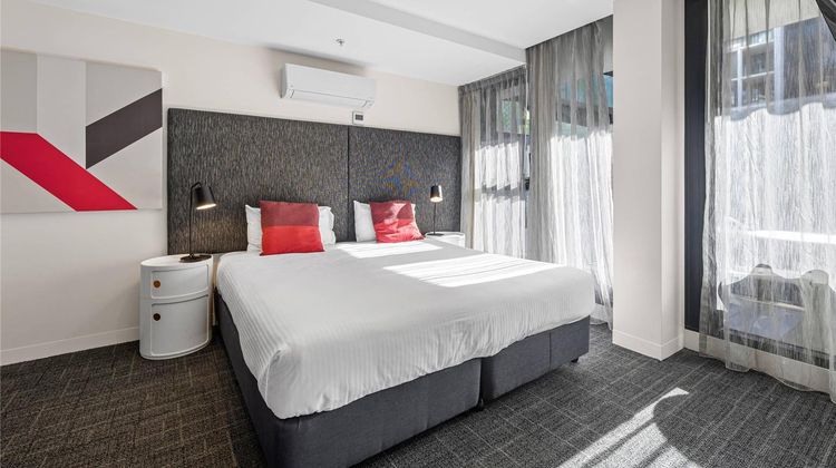 Corporate Living  Abbotsford Room