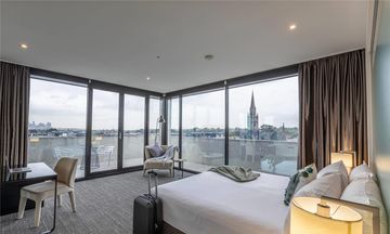 Corporate Living Hawthorn