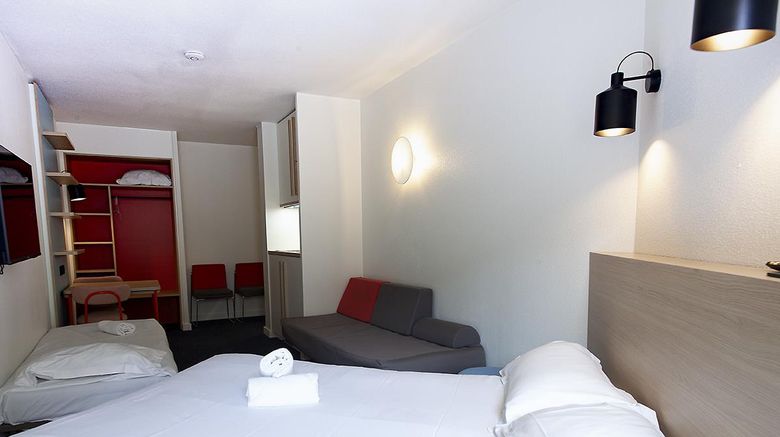 <b>Residence Les Laureades Room</b>. Images powered by <a href="https://iceportal.shijigroup.com/" title="IcePortal" target="_blank">IcePortal</a>.