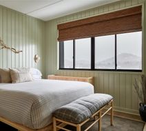 Laurel Lake Placid Room