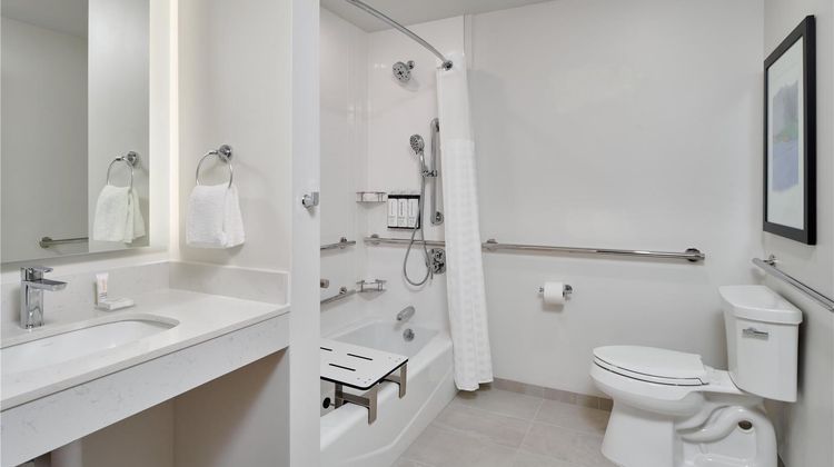 Hyatt House at Ho'opili Room