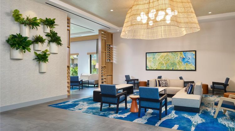 Hyatt Place at Ho'opili Lobby