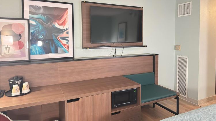 Indy Hotel Room