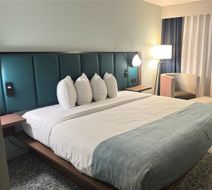 Wingate by Wyndham Indianapolis East Room