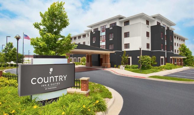 Country Inn & Suites Springfield Dwntwn Exterior