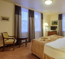 Hotel Restaurant Hohenstaufen Room