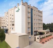 Lemon Tree Hotel Aligarh Exterior