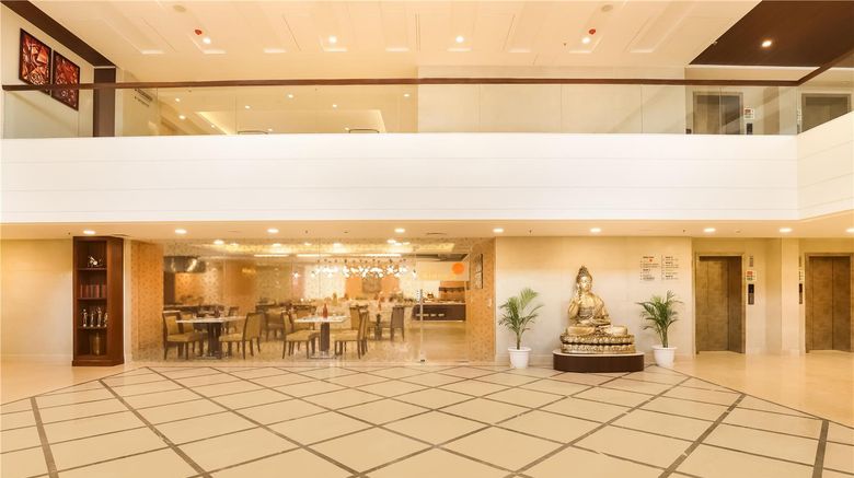 <b>Lemon Tree Hotel Aligarh Lobby</b>. Images powered by <a href="https://iceportal.shijigroup.com/" title="IcePortal" target="_blank">IcePortal</a>.