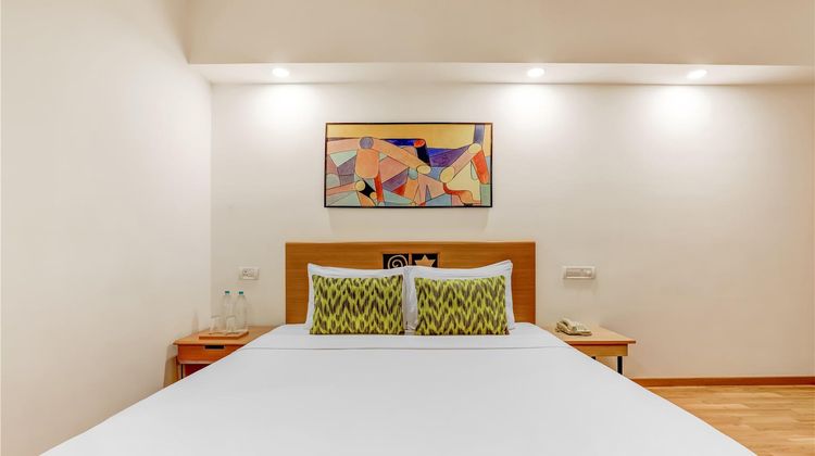 Lemon Tree Hotel Ahmedabad Room