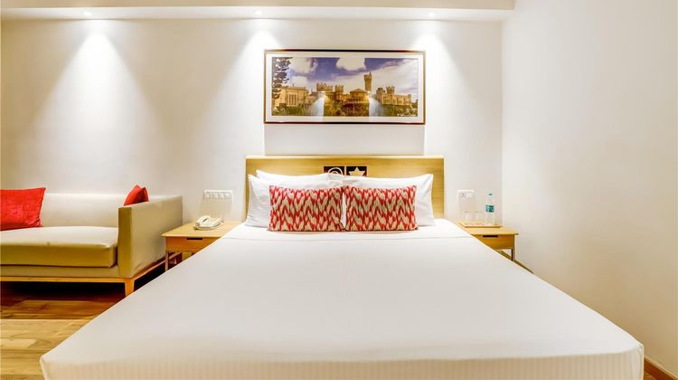 Lemon Tree Hotel, Electronics City Room