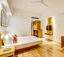 Lemon Tree Hotel, Electronics City Room