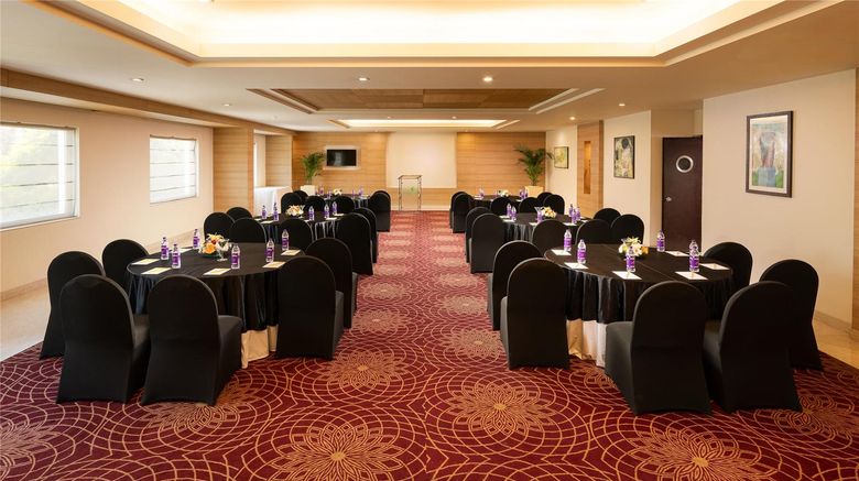 <b>Lemon Tree Premier, Ulsoor Lake Ballroom</b>. Images powered by <a href="https://iceportal.shijigroup.com/" title="IcePortal" target="_blank">IcePortal</a>.