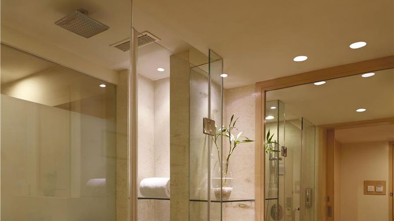 <b>Lemon Tree Hotel Whitefield Room</b>. Images powered by <a href="https://iceportal.shijigroup.com/" title="IcePortal" target="_blank">IcePortal</a>.