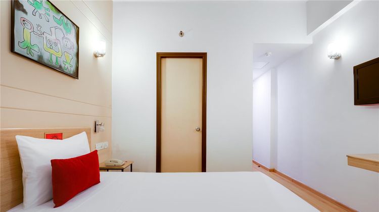 Red Fox Hotel, East Delhi Room