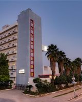 Red Fox Hotel, East Delhi